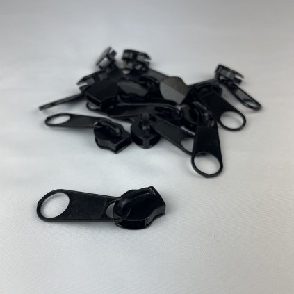 EDC31CFC 715B 482A 9E5A D4249C4B08D2