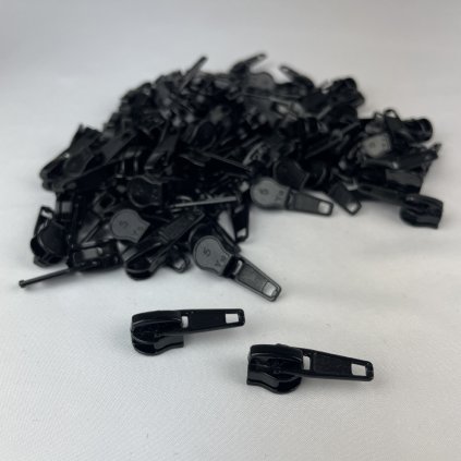 2ADB9D67 0D30 4594 8AB0 5F1BA0F03CD5