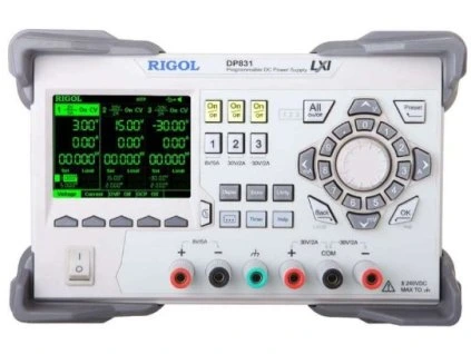 DP 831, napájací zdroj Rigol