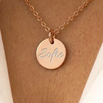 damsky_nahrdelnik_s_gravirovanim_stribro