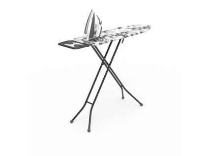 Állítható magasságú Eko Class vasalóállvány használat közben