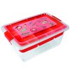Herevin 5,75 literes átlátszó műanyag tároló doboz piros tetővel és csatos záródással, elsősegély és gyógyszer mintás dekorációval.