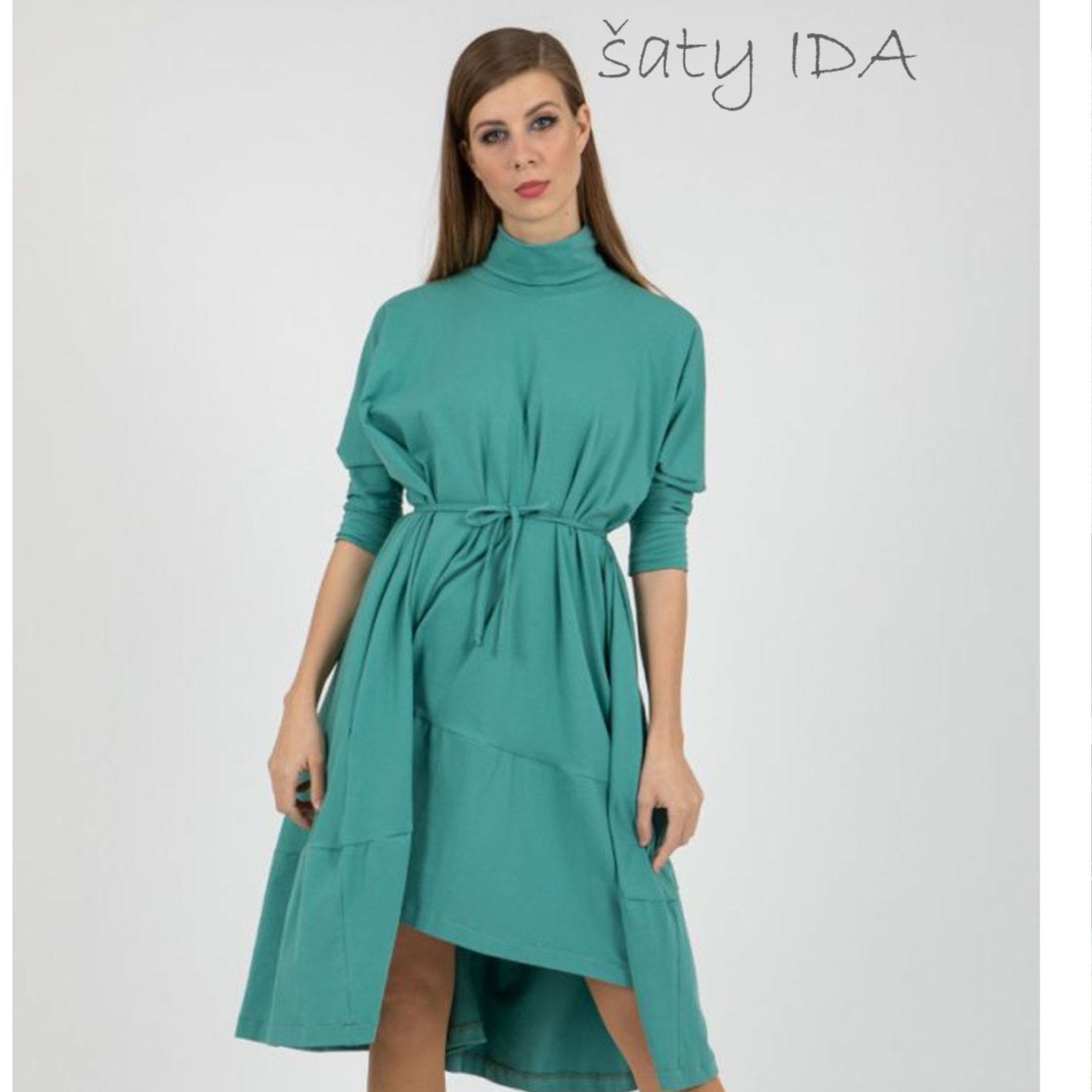 ŠATY k lodičkám aj teniskám