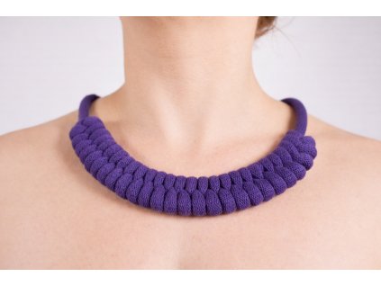 PLETENÝ BAVLNENÝ NÁHRDELNÍK FISHBONE (FIALOVÝ) | UZLI