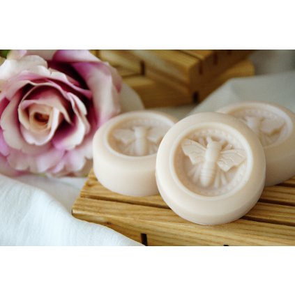 Včelí ROSE rostlinné mýdlo s růžovým jílem s vůní bergamotu a anglické čajové růže
