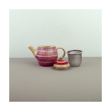 Teapot with Strainer, TEACUP, raspberry red