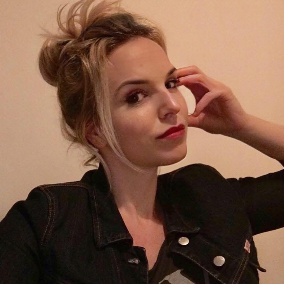 Recenze - Radka Larisa Pilzová