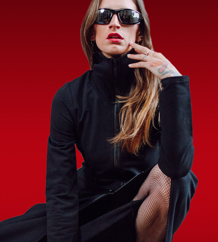 (U)LOVTE SI KOUSEK DEKADENCE