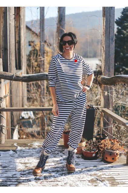 MikeladaLuka-upletove-pyzamo