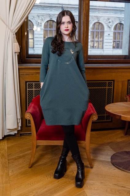 A2606 Transformative Teal barva roku 2026 mikela da luka (2)