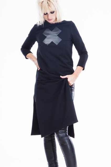 F9615C9D 7B63 46F6 A966 75BDA12DBBD0 1 201 a