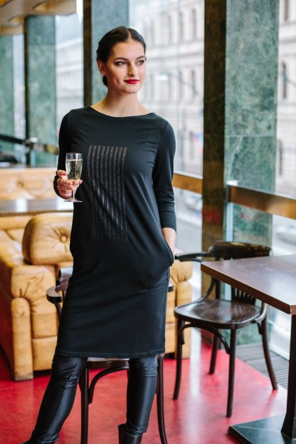 MikeladaLuka_upletove_saty