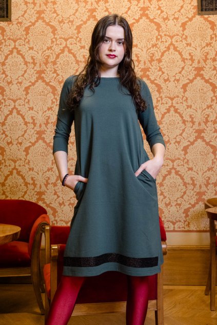 A2609 Transformative Teal barva roku 2026 mikela da luka (7)