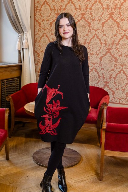 A2611 Transformative Teal barva roku 2026 mikela da luka (4)