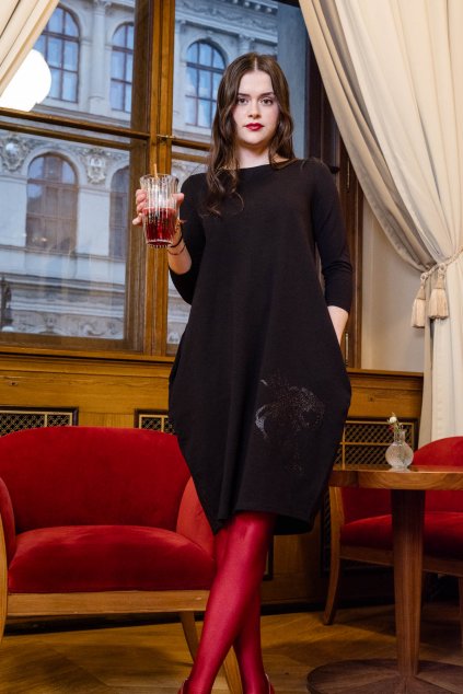 A2613 Transformative Teal barva roku 2026 mikela da luka (5)