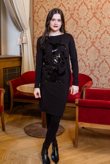 Transformative Teal barva roku 2026 mikela da luka (63)