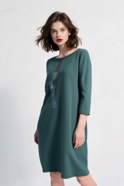 A2606 Transformative Teal barva roku 2026 mikela da luka