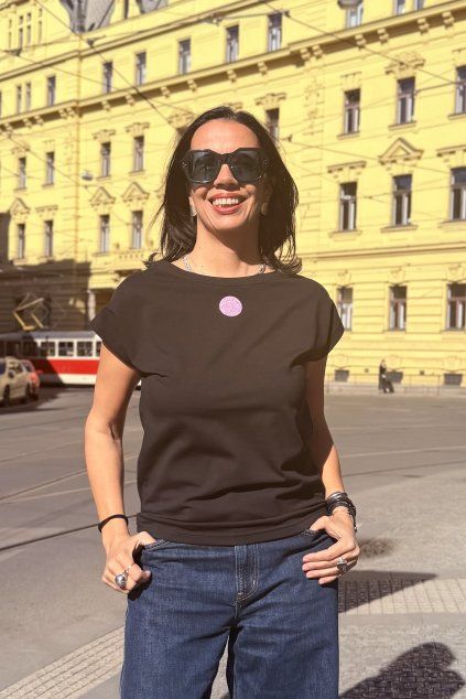 Mikela da Luka upletové triko s potiskem