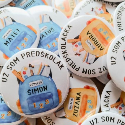 Odznaky pre prvákov s menom (1)