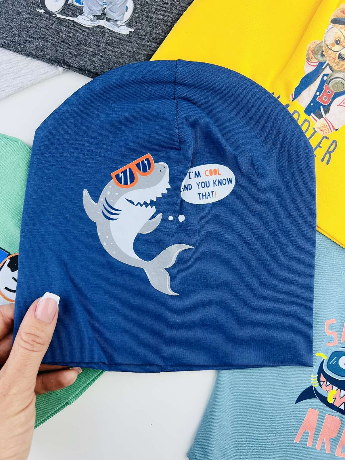 E-shop KAYRA baby Čiapka pre bábätká- Cool Shark, tmavomodrá 9-18m.