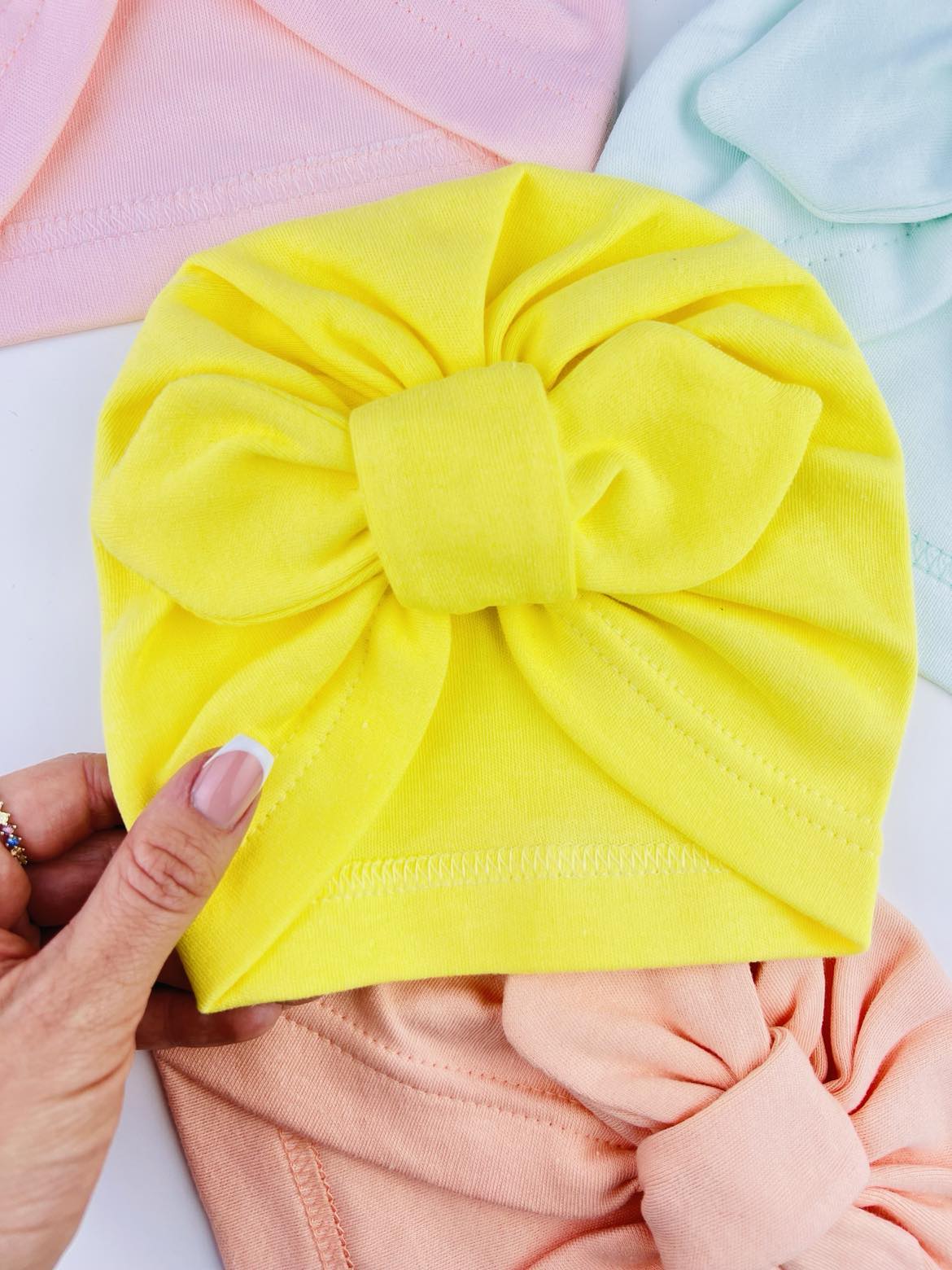 KAYRA baby Detská turbánová čiapka- Klasik, žltá 0-9m.