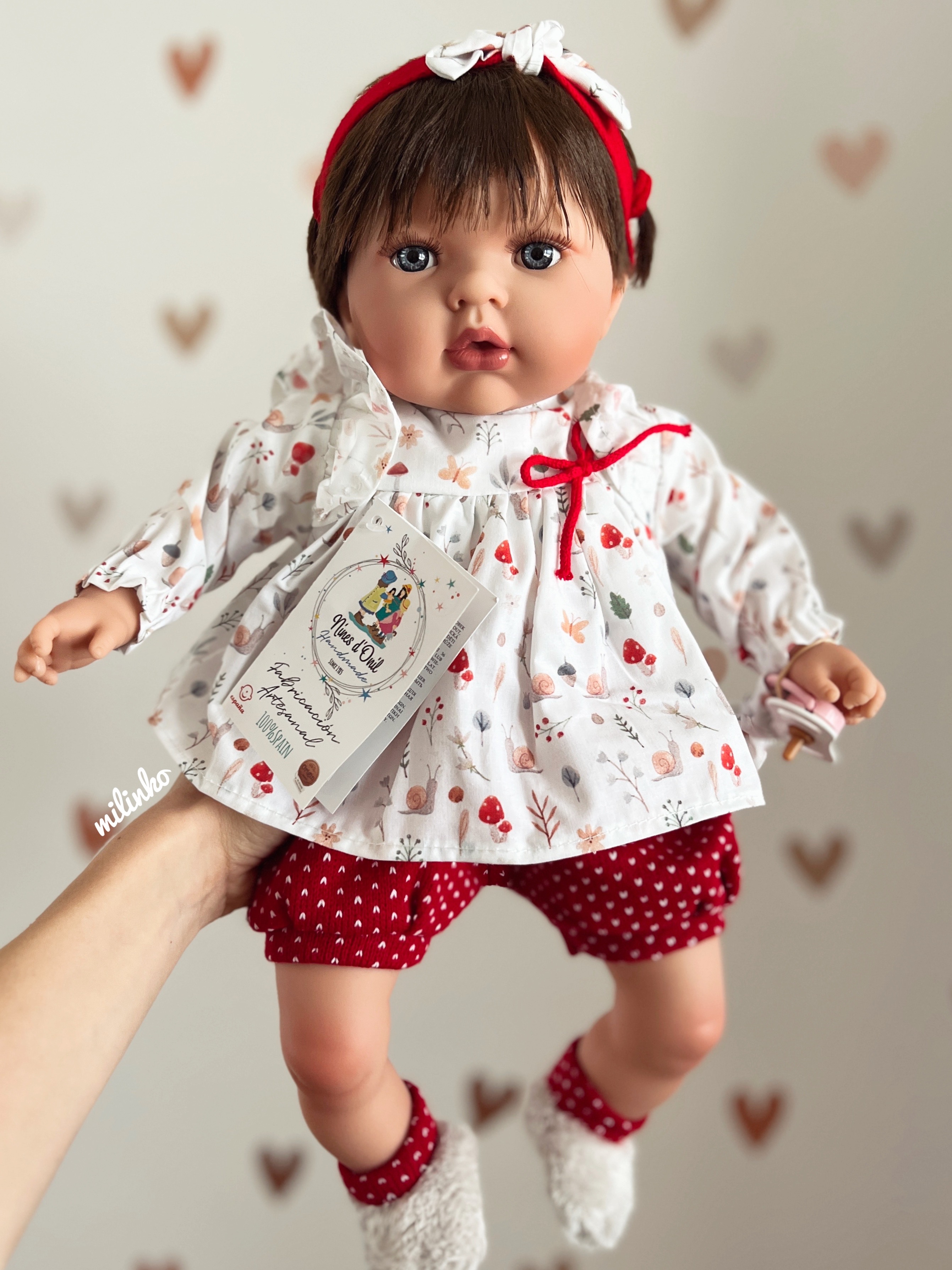 E-shop Nines D'Onil Realistická španielska bábika- TITA , hnedovláska 45cm