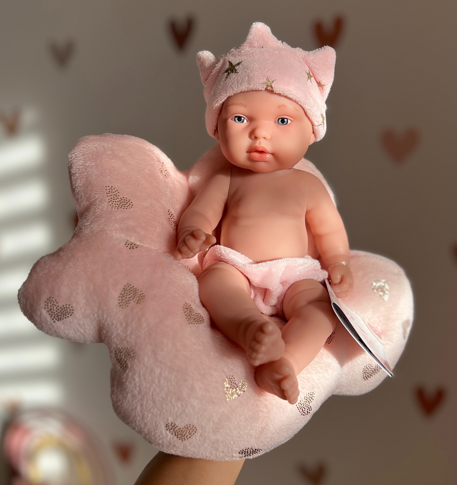 E-shop Arias dolls Realistická španielska bábika - Bábika s hniezdočkom