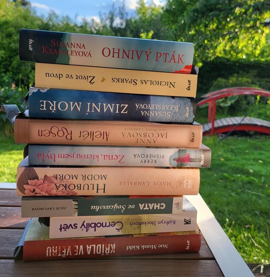 11 tipů na romantické knihy nejen na léto