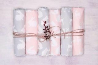 🤍 Z čeho pro vás šijeme mantinely? Protože u miminek záleží na každém detailu. Všechny naše mantinely povlékáme do 100%...