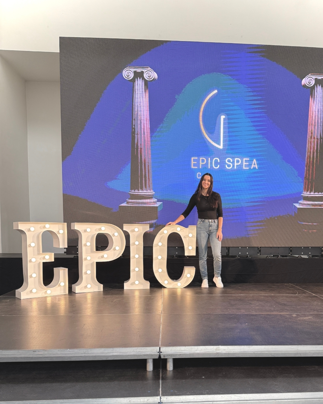 Svetelné písmená EPIC – Miloore Lights