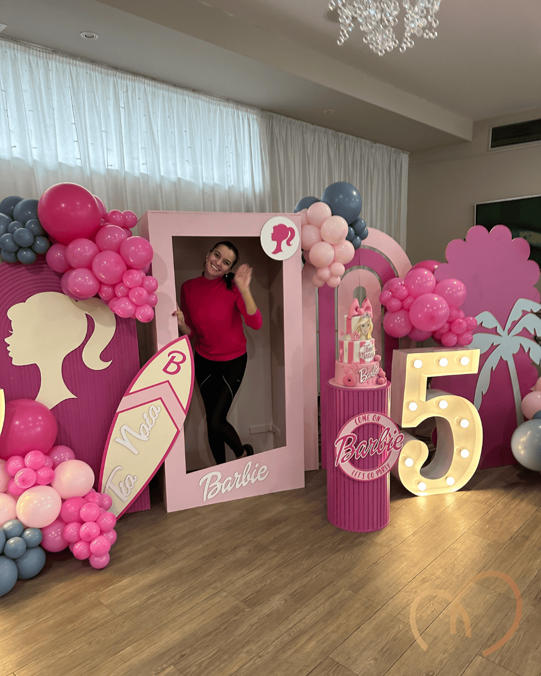 fotostena-barbie-ruzova-66webp