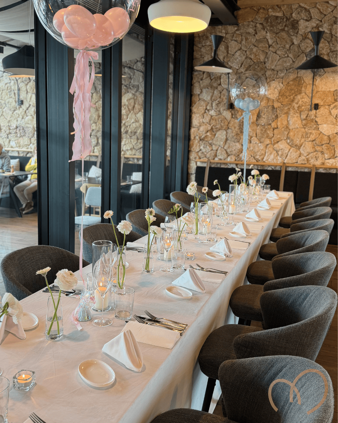 stolovanie-dekor-biele-rovny-stol-47webp