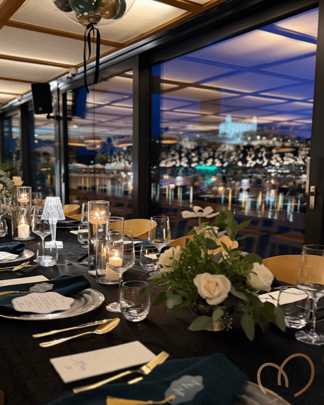 stolovanie-dekor-detail-zelena-emerald-43webp