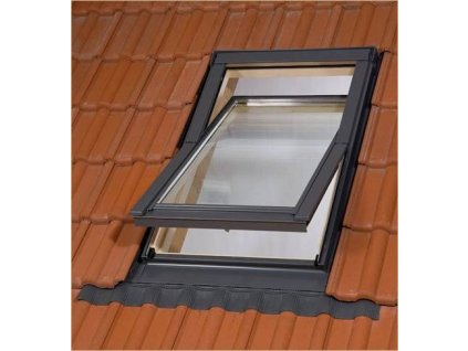BALIO dřevěné střešní okno s trojsklem a lemováním 55x78 cm