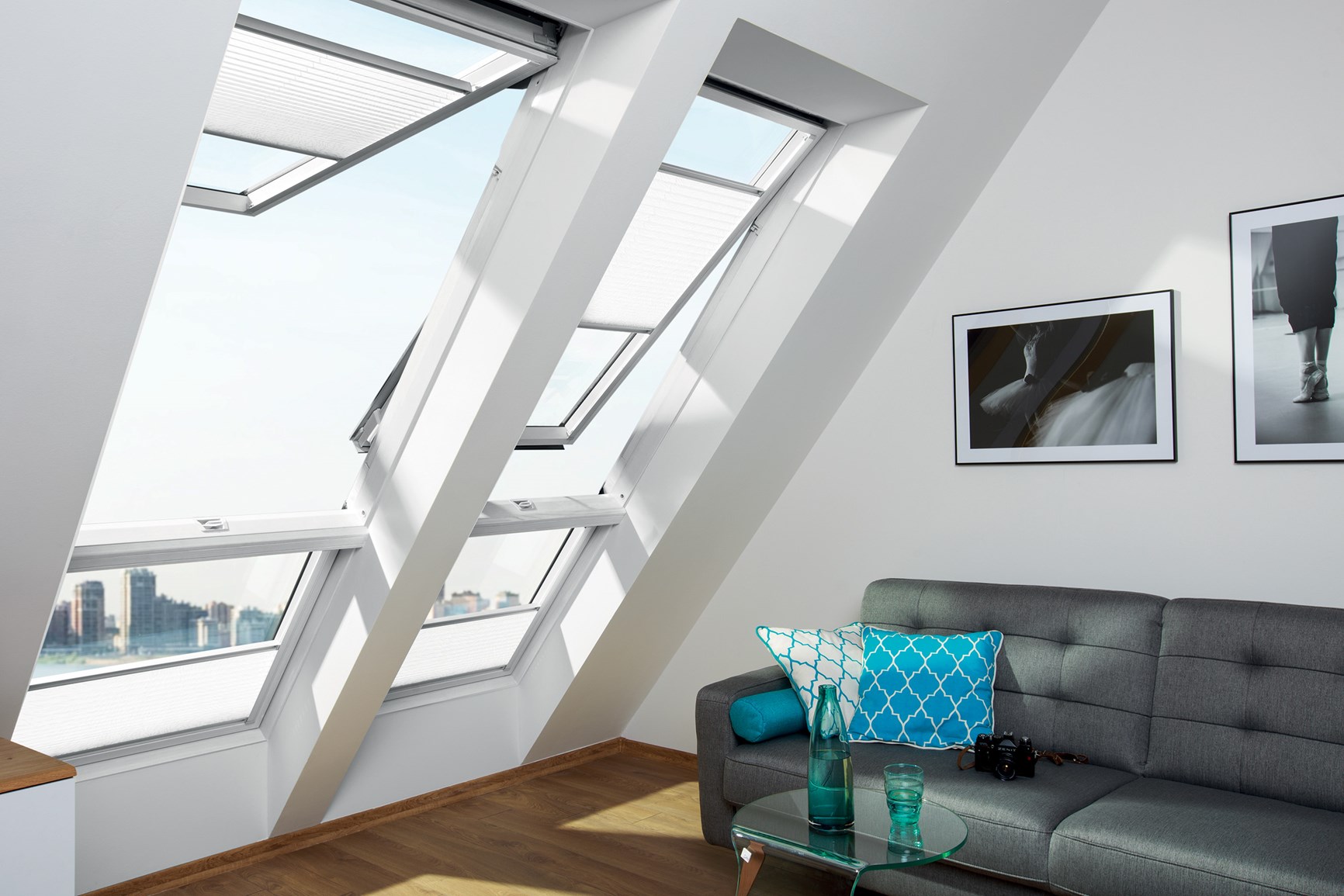 Výklopně-kyvné okno FAKRO PPP-V U3 preSelect MAX Rozměry oken: 11 114x140 cm