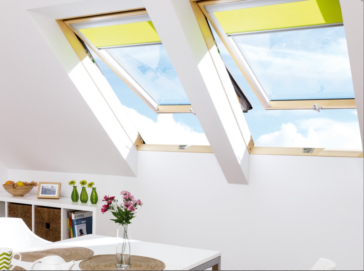 Zastiňovací roleta FAKRO ARP II Rozměry oken: 03 66x98 cm, Barva rolety: Barva (014)