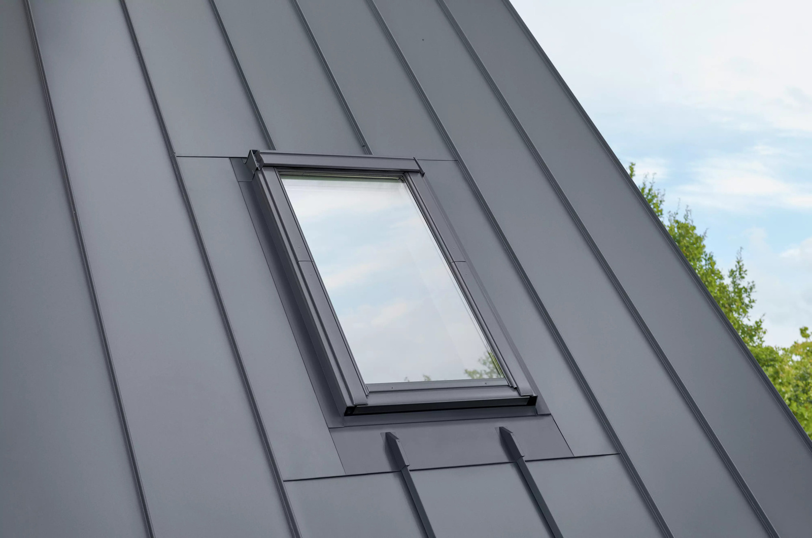 Levně Zateplené lemování VELUX EDQ 2000L- Výprodej Velux: CK04 55x98 cm +Záruka na 5+5 let na nová okna VELUX