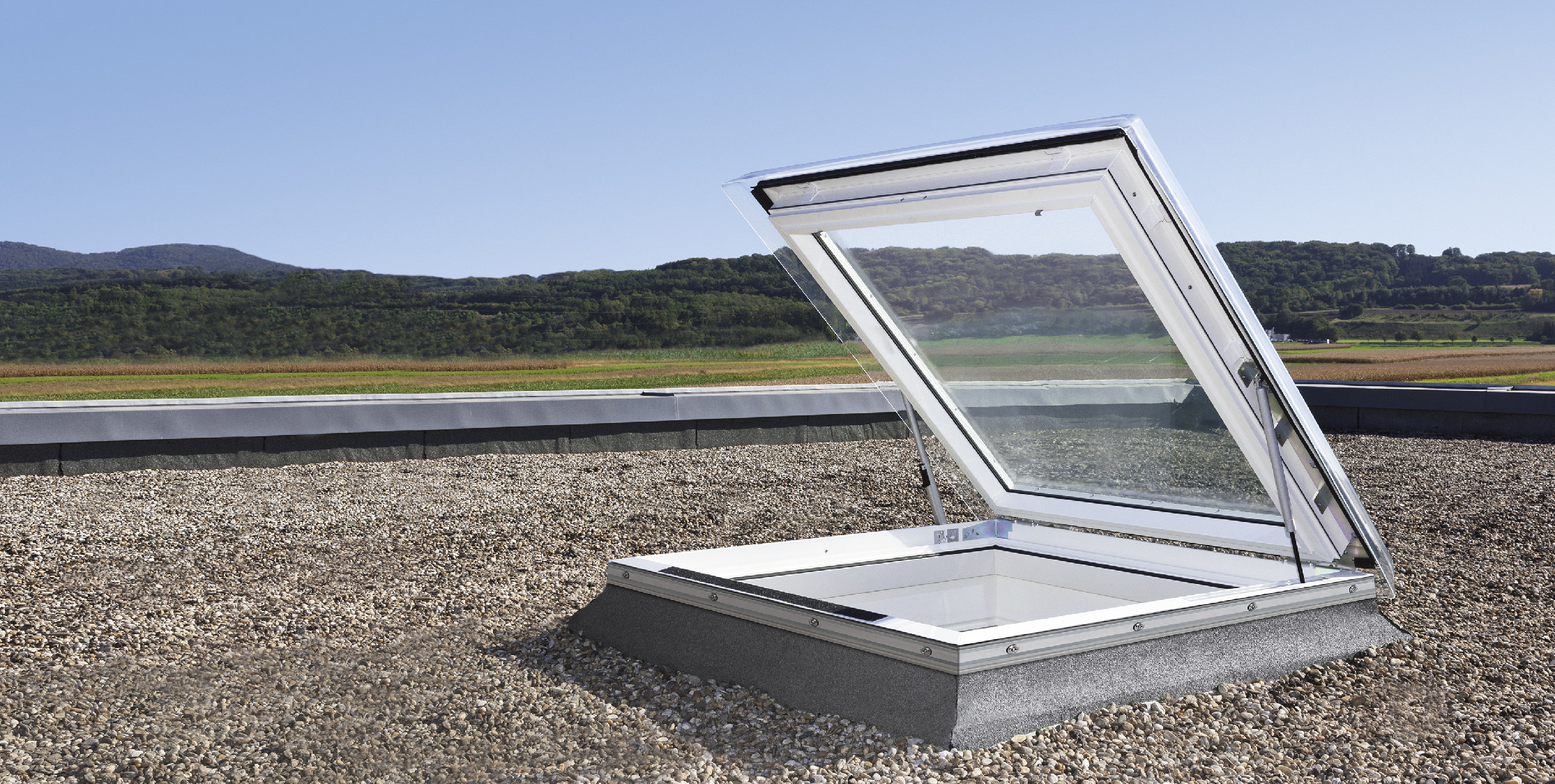 Velux Střešní výlez do ploché střechy CXP Velux: 90x120 cm