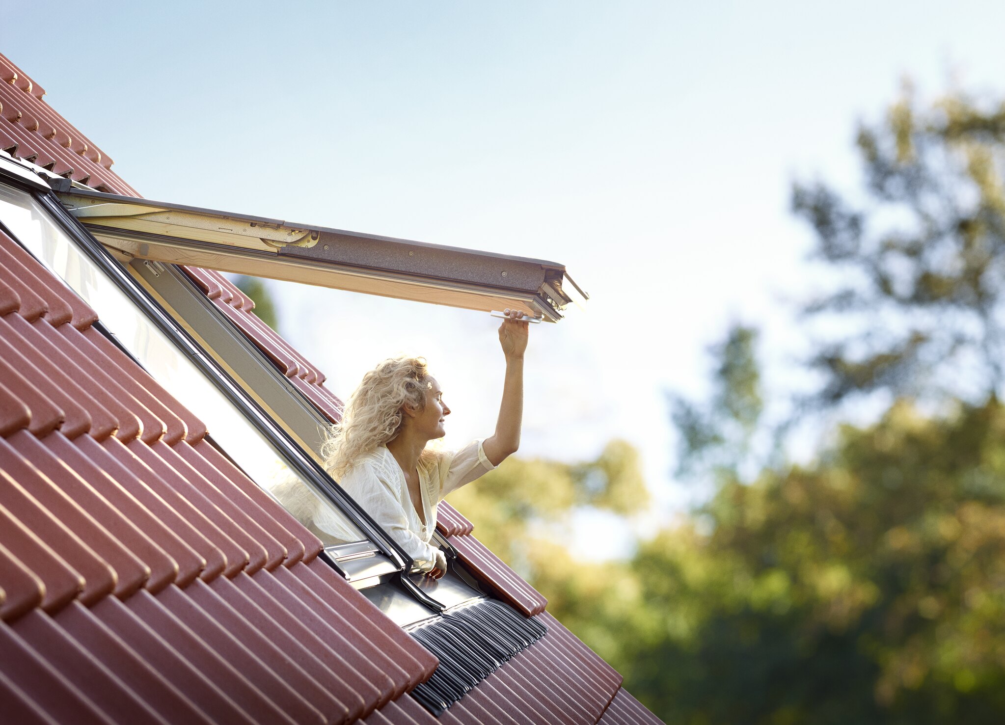 Střešní okno VELUX GPL 3070 Velux: UK04 134x98 cm