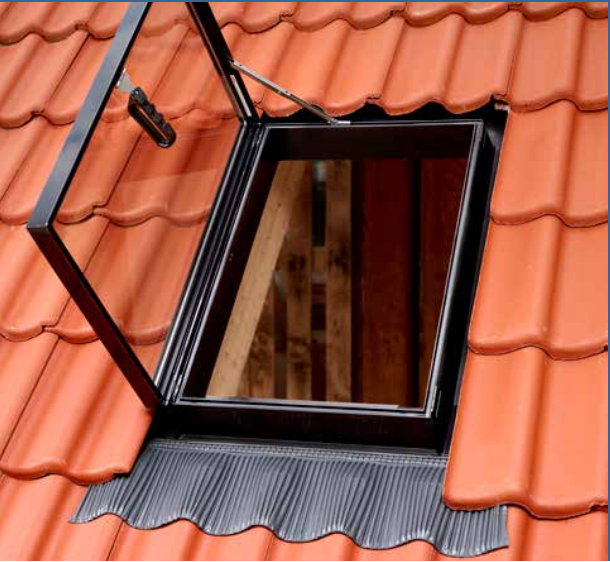 Střešní výlez Velux GVK 0000Z (46x61)