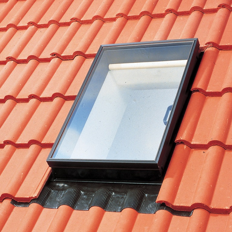 VELUX VLT Rozměr výlezu: 029 45x73 cm