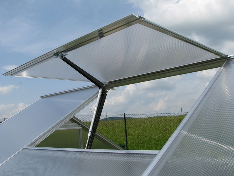 Automatický otvírač střešního okna do skleníků