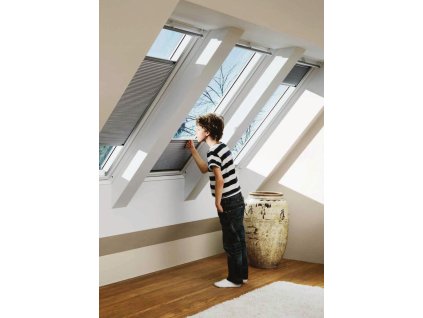 Energetický balíček VELUX FOP Standard - stará generace (Barva rolety Bílá (1045), Barva vodicí lišty Bílý lakovaný hliník (SWL), Označení okna (ze štítku na okně) C02/102 55x78 cm)