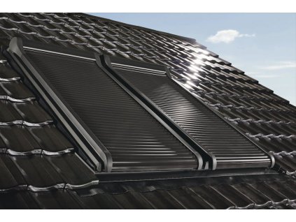 ROTO ZRO - venkovní manuální roleta (Rozměry oken 114x118 cm)