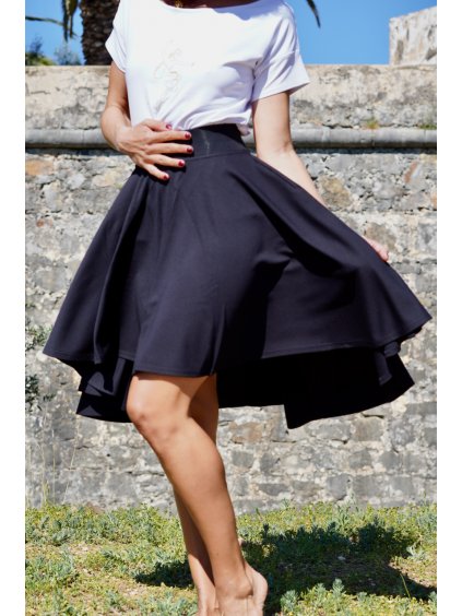 cerna sukne vzadu delsi romanticky styl judita berkovaDSC01314