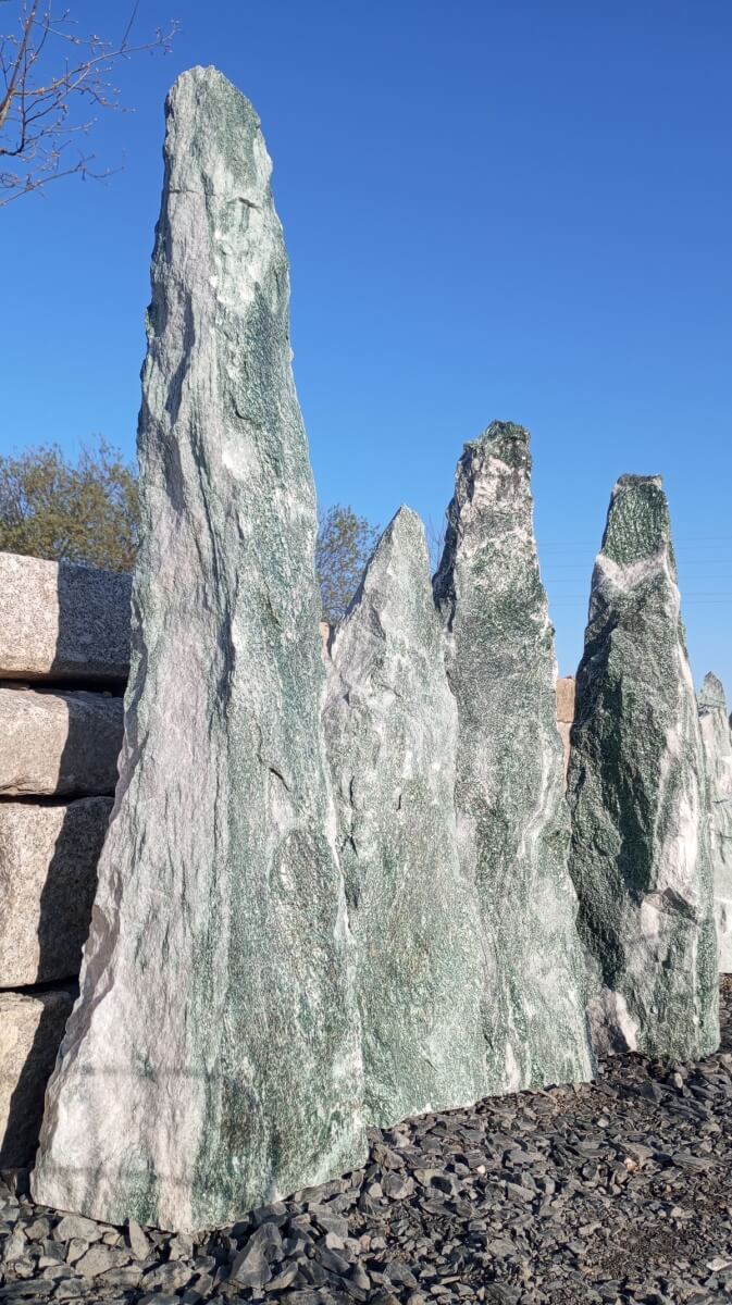 zahradní monolity a solitéry