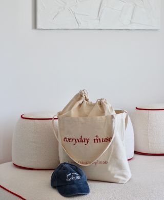 Pro naše everyday muses ❤️ Někdy výprava s kočárkem připomíná stěhování menší domácnosti a proto je potřeba mít tašku, do...