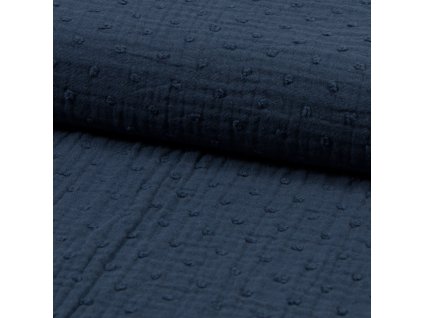 Mušelín látka - dvojitá gázovina DOBBY navy. Látka mušelín neboli dvojitá gázovina je vhodná na šití oblečení a produktů pro miminka, ale i pro dospělé. Lze nakupovat po 10 cm. (0,1 = 10 cm šíře látky)
