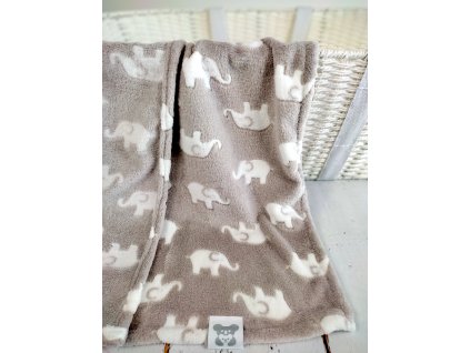 Mimoušek hřejivá oboustranná deka pro miminka, beige elephant. Pořiďte svému miminku deku Mimoušek. Materiál fleece s potiskem je hebký a hřejivý. Na výběr v rozměrech 70x90cm nebo 100x140cm. Použití do postýlky, kočárku, jako podložka pod miminko. Deka je oboustranná.