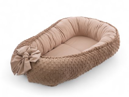 hnizdeckoledovecsepie